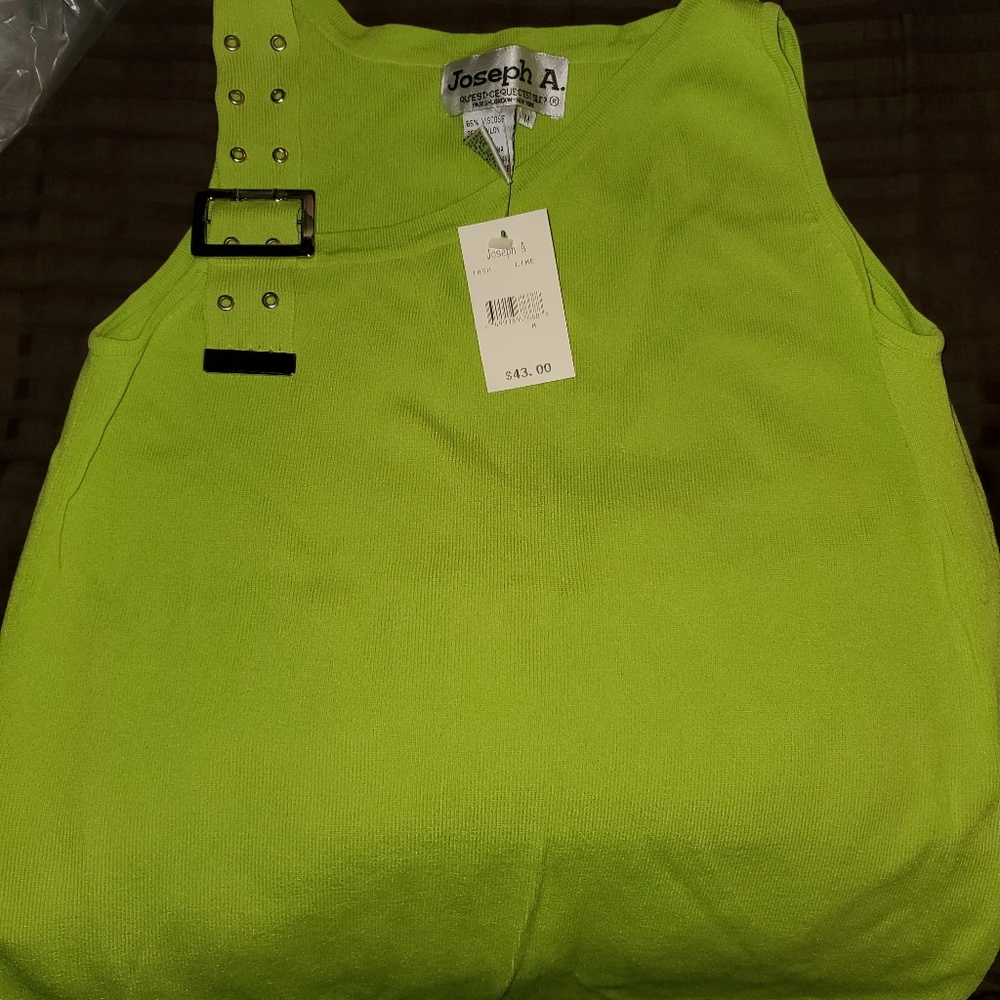 Womens tank top with buckle sleeve